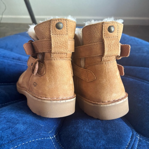 UGG Aliso Ankle Boot, Nubuck Leather, Chestnut, Women’s size 7.5 - Picture 5 of 7